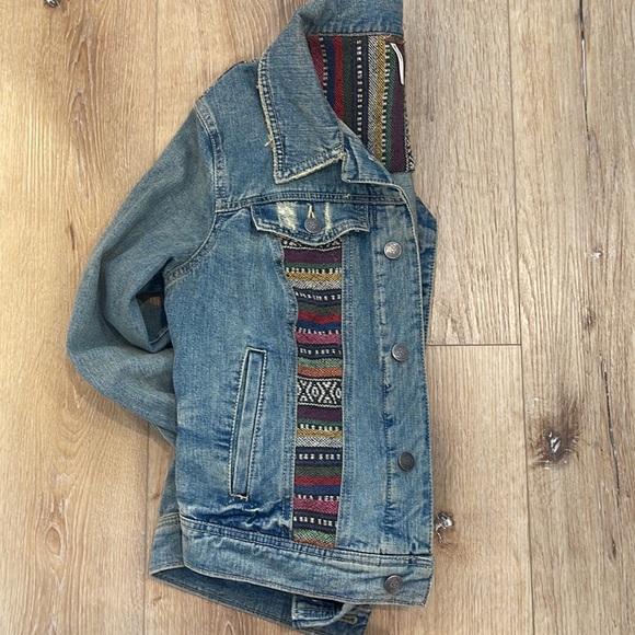 Free people jean jacket size 8 - Picture 8 of 8